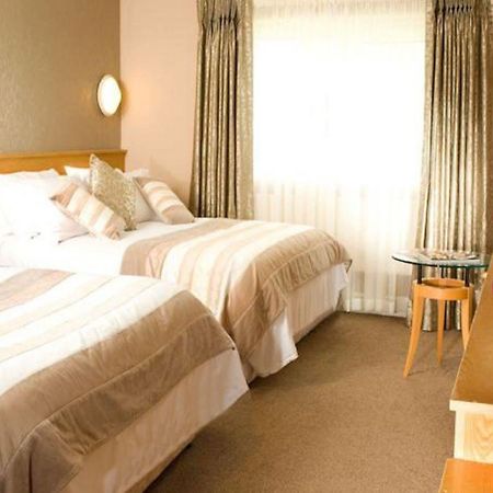 Great National Commons Inn Hotel Корк Екстер'єр фото