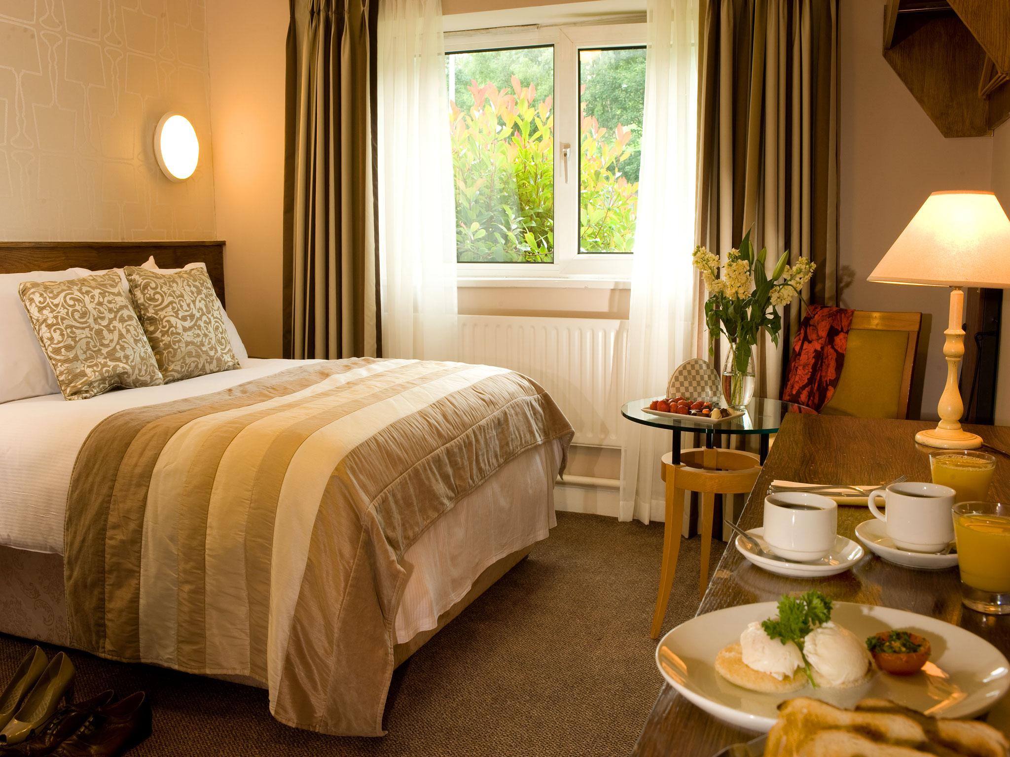Great National Commons Inn Hotel Корк Екстер'єр фото