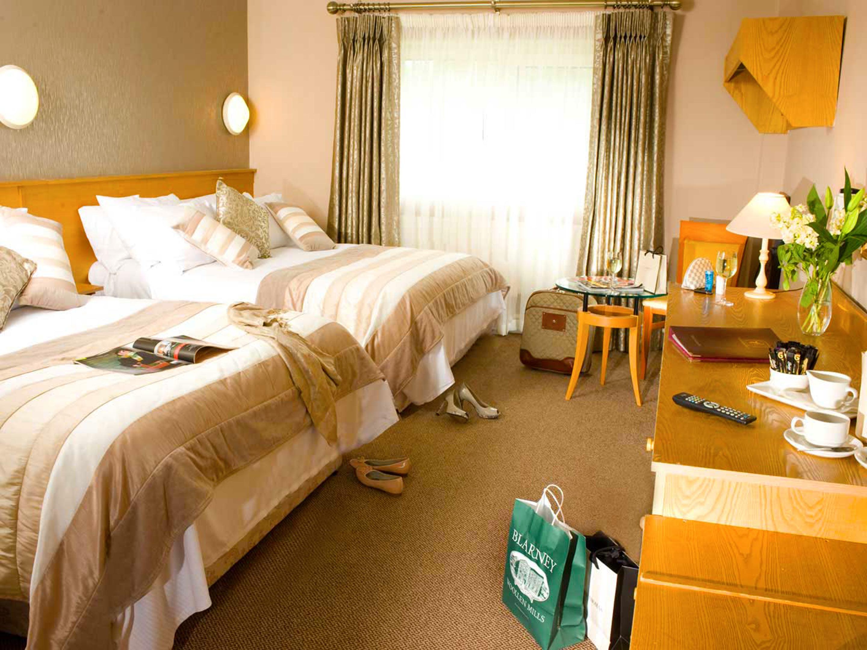 Great National Commons Inn Hotel Корк Екстер'єр фото