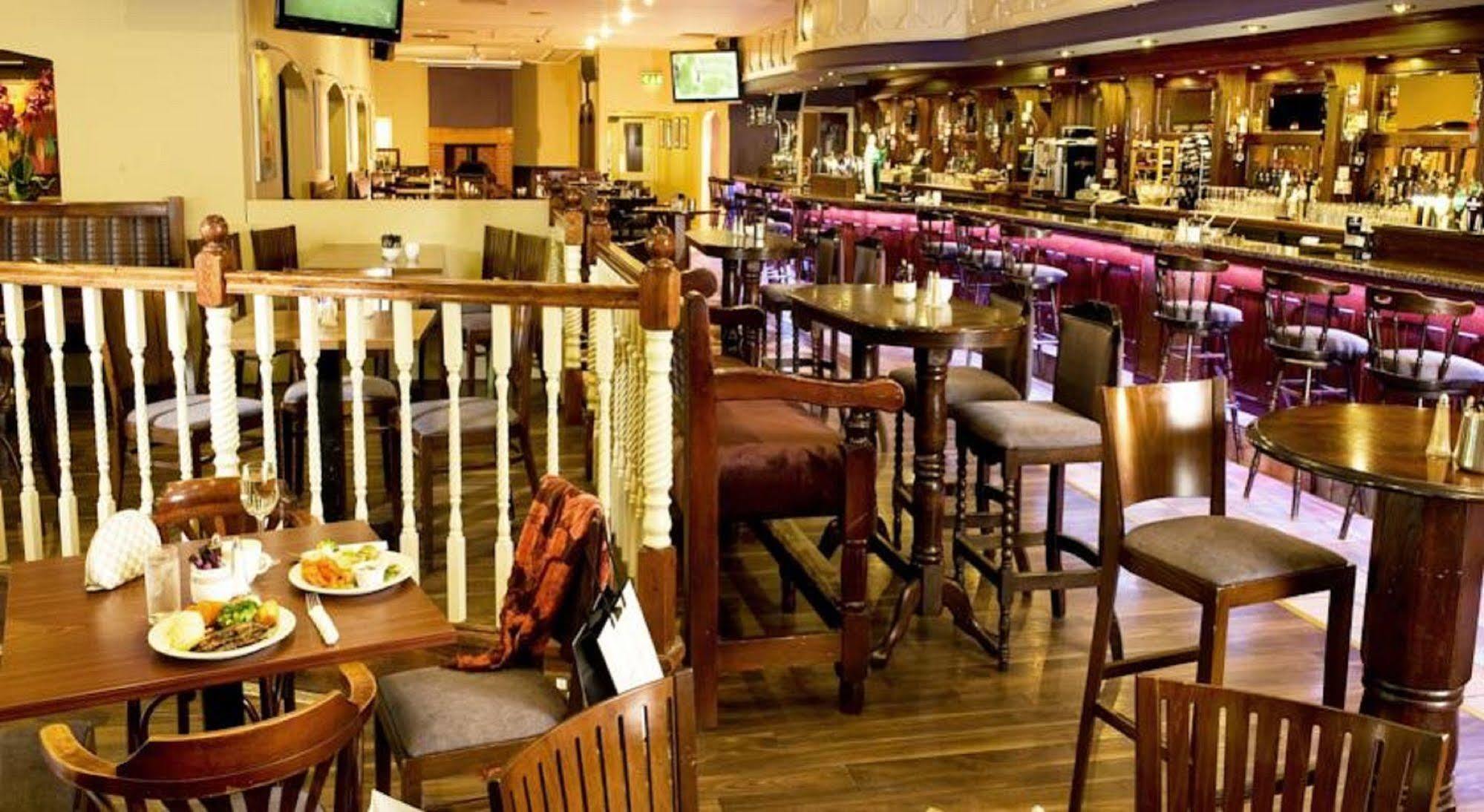 Great National Commons Inn Hotel Корк Екстер'єр фото